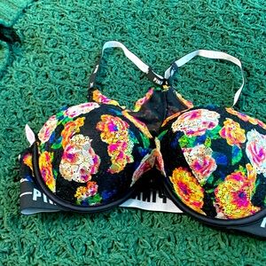 Victoria’s Secret pink bra
